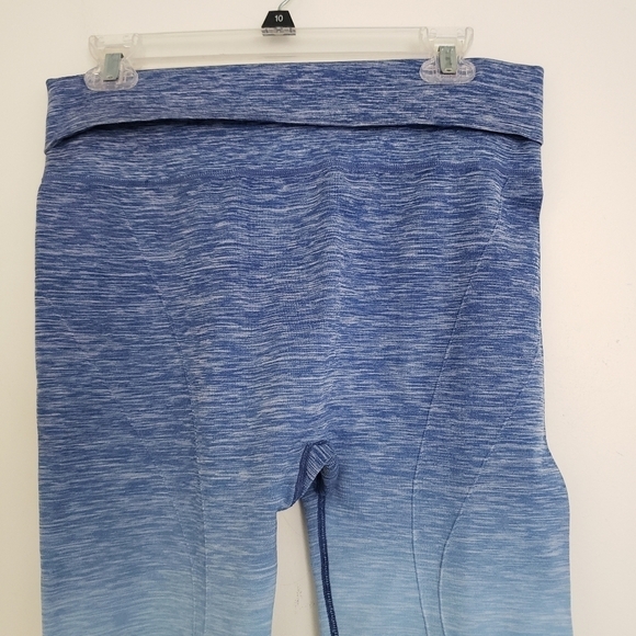 Blue Ombre Women's Leggings - Picture 6 of 9